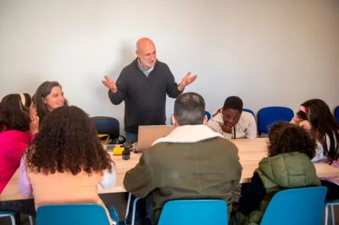 Apresentação das correntes artísticas na Bengala Mágica