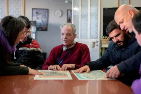 Leitura táctil de duas imagens: O Grito, de Edvard Munch e A Persistência da Memória (1931), de Salvador Dalí